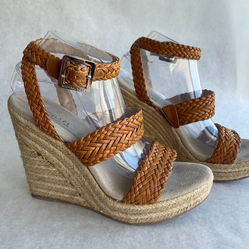 Michael Kors Women's Juniper Espadrille Wedge Peanut brown Size 9.5M